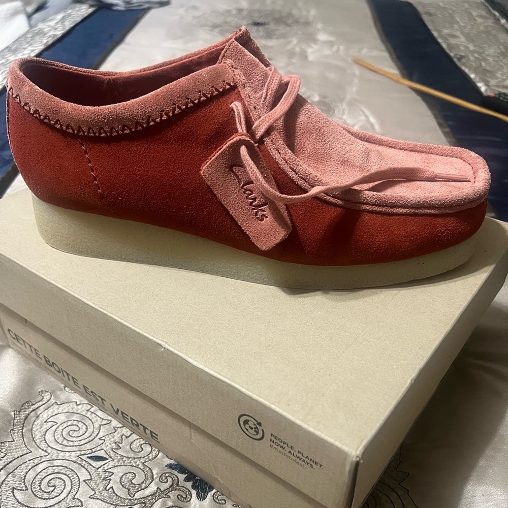 Men’s Wallabee Shoes